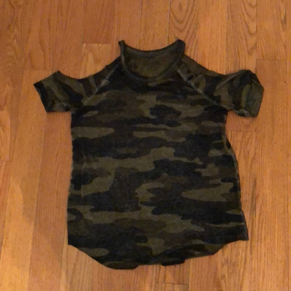 Camo lucky brand shirt